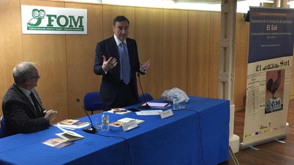 Pedro J. Ramírez durante su intervención en la inauguración del Congreso Internacional sobre el centenario de la fundación del periódico El Sol.