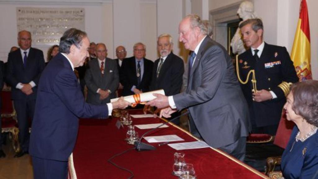 Image: El Teatro Real recibe la Medalla de Honor de la Real Academia de Bellas Artes de San Fernando