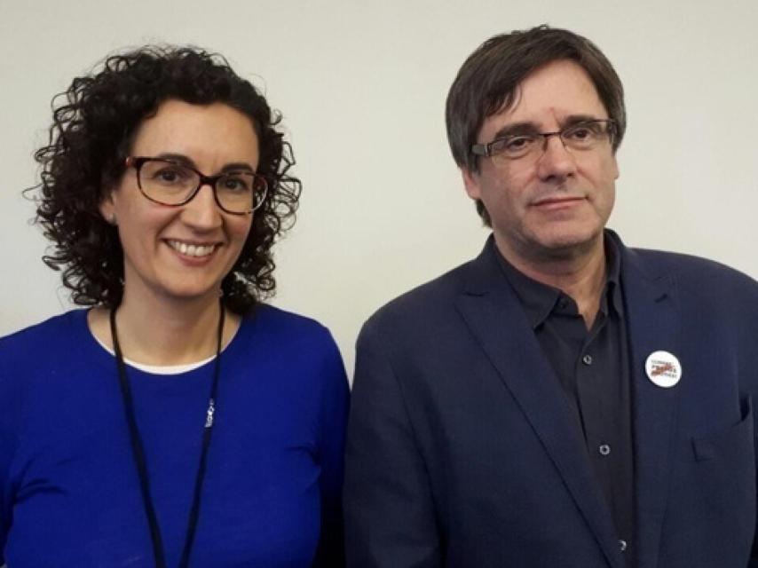 Marta Rovira (ERC) y Puigdemont, este martes en Bruselas.