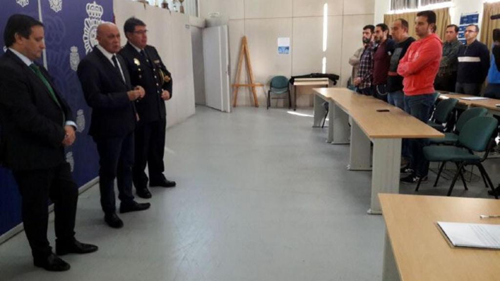 zamora curso policia delitos internet (2)