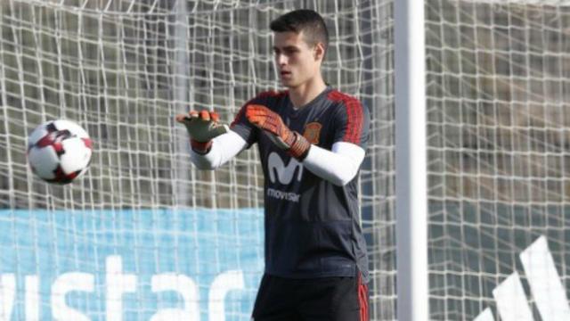 Kepa entrena con la Selección. Foto Twitter (@SeFutbol)