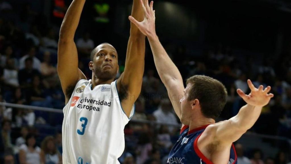 Lanzamiento de Anthony Randolph