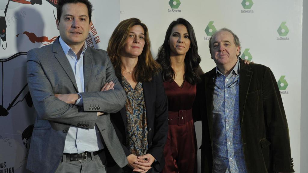 Mario López junto a Carmen Ferreiro, Ana Pastor y Javier Pons.