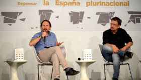 Pablo Iglesias y Xavier Domenech durante la presentación del libro Repensar la España plurinacional.