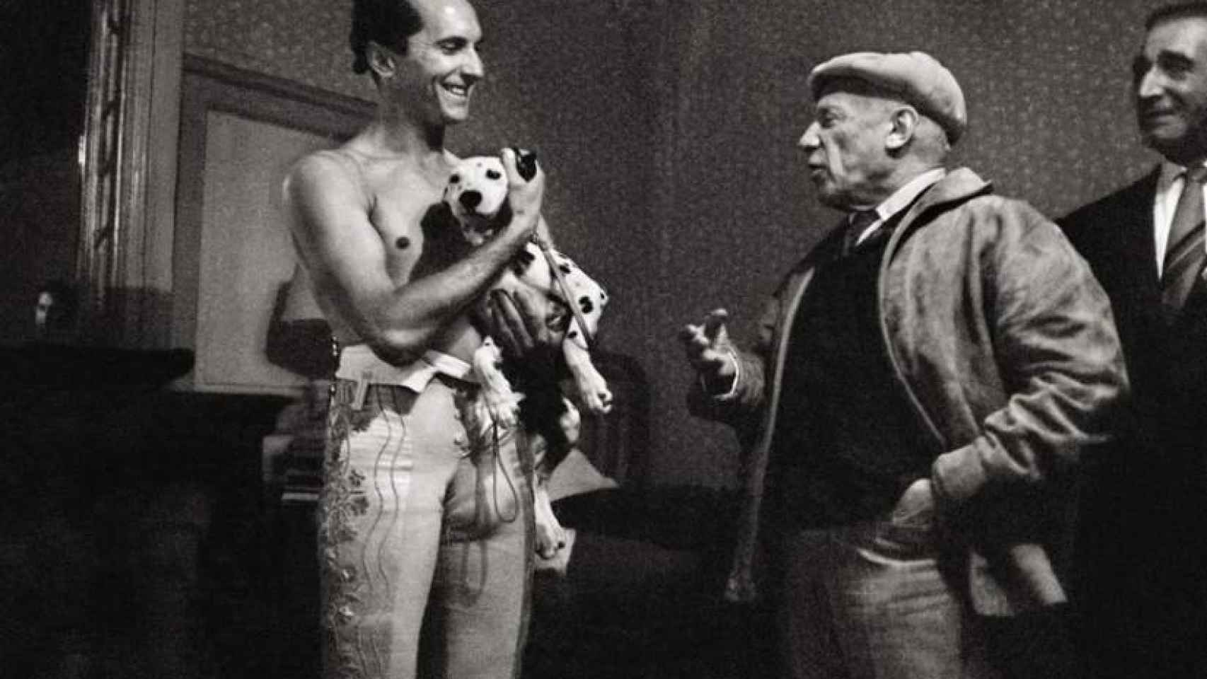 Dominguín y Picasso conversan en uno de sus múltiples encuentros.