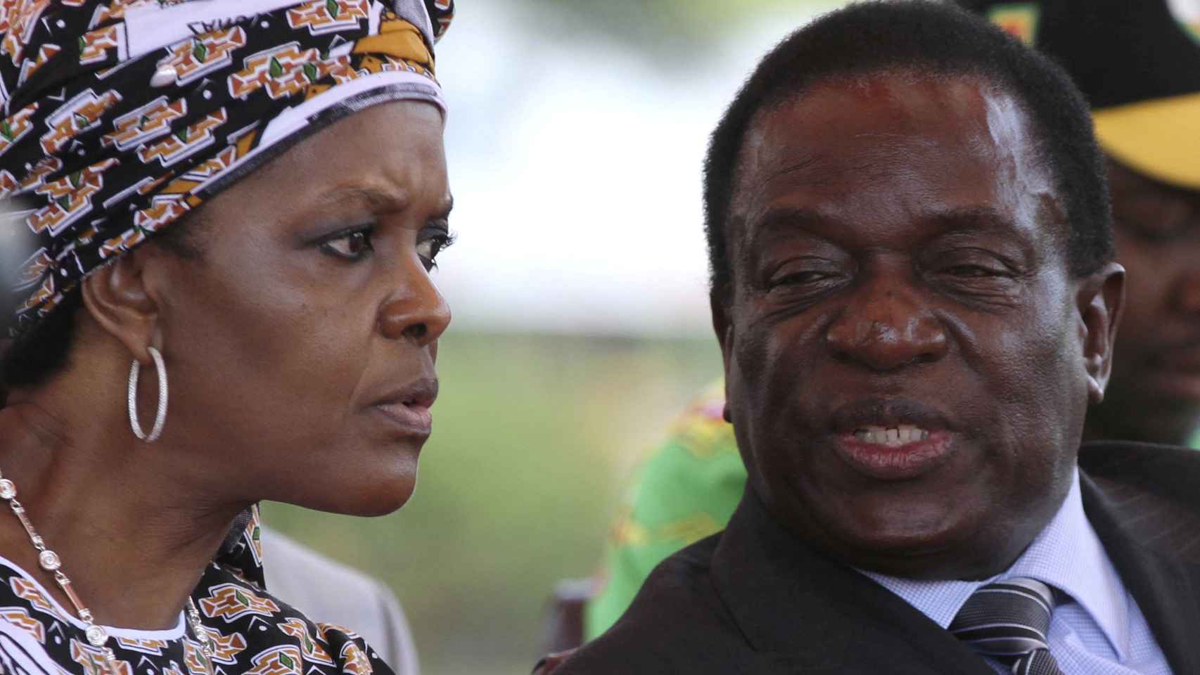 Robert Mugabe y su mujer Grace.