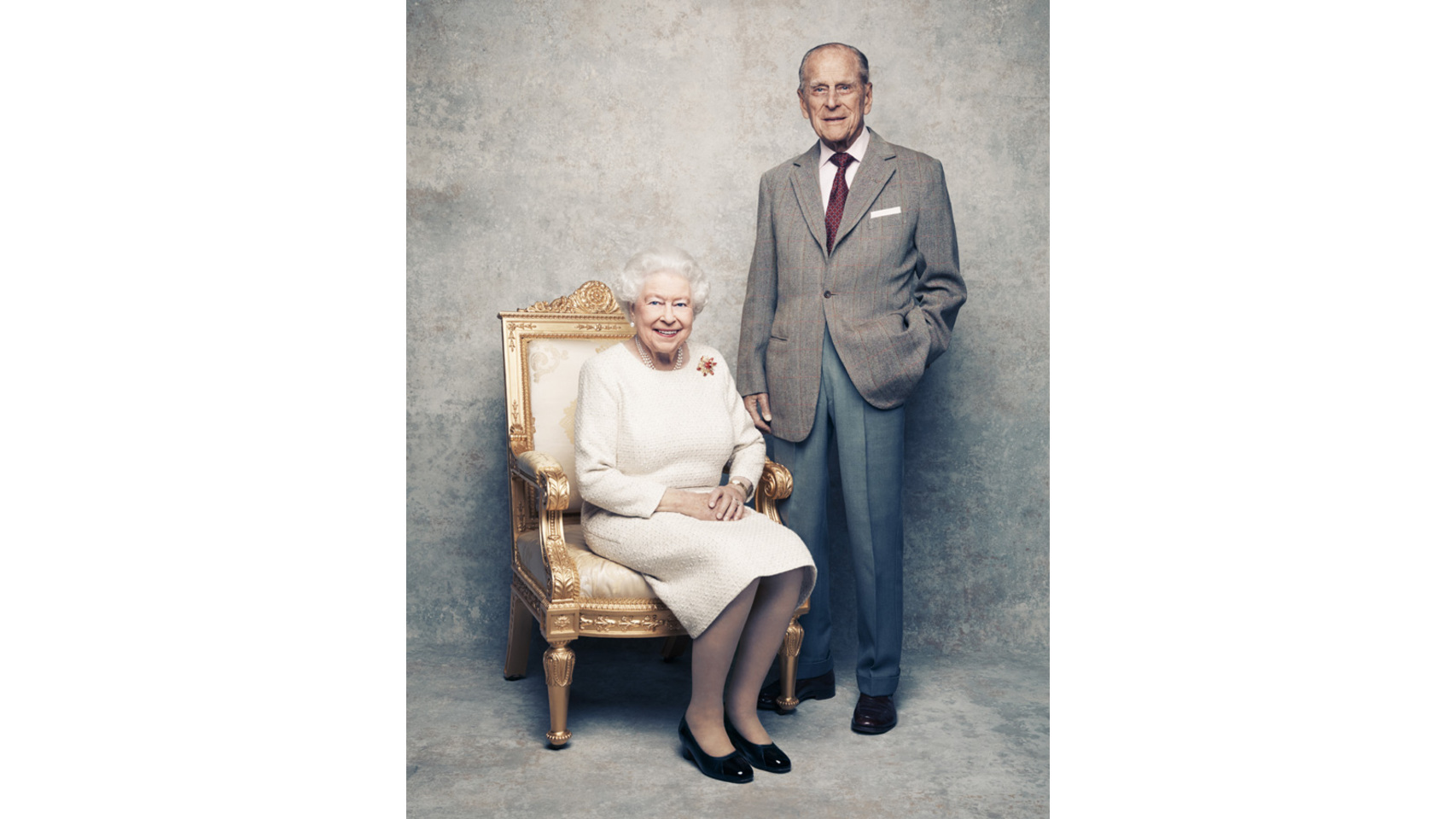 Nuevos retratos oficiales de Isabel II y Felipe de Edimburgo