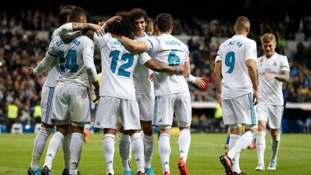 Los jugadores celebran el gol de Casemiro