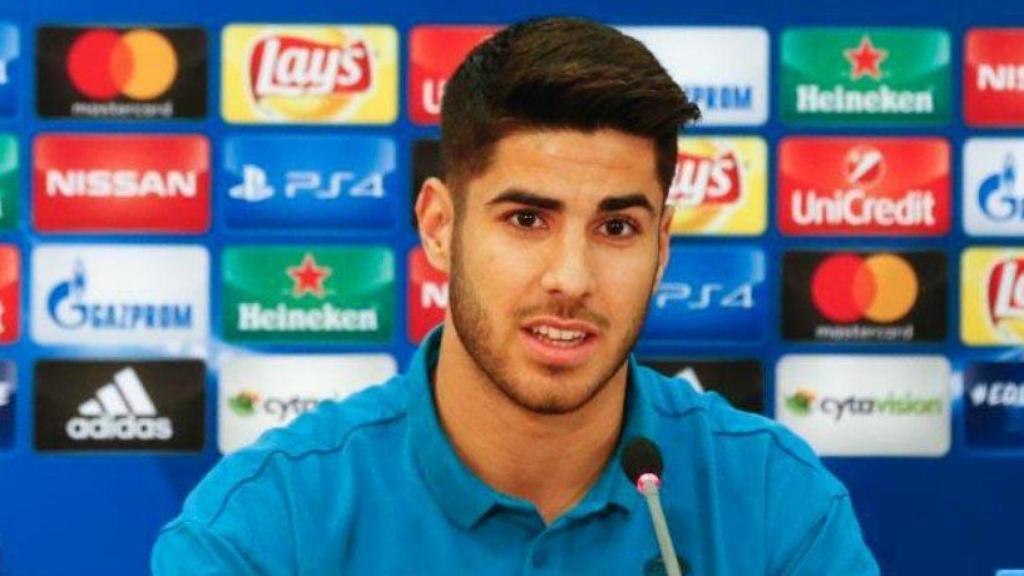 Asensio comparece en la rueda de prensa previa al APOEL