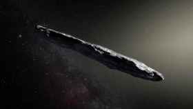 El asteroide Oumuamua en una recreación.