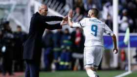 Benzema celebra su gol con Zidane