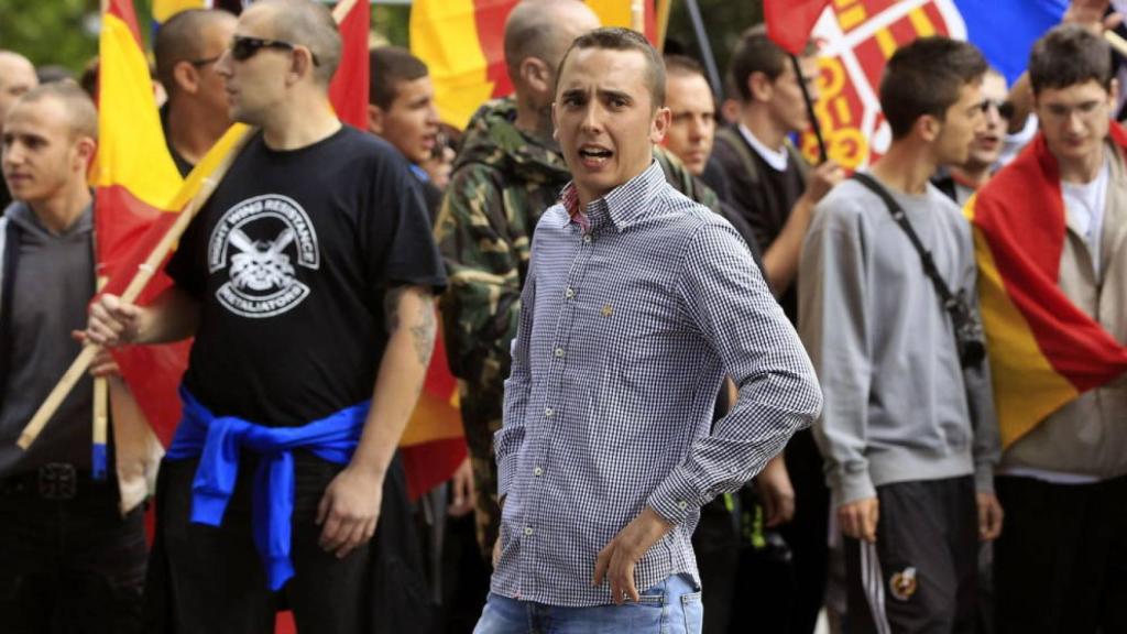 Uno de los dirigentes de las Juventudes de Democracia Nacional, Pedro Chaparro, vinculado con el ataque a la librería Blanquerna.