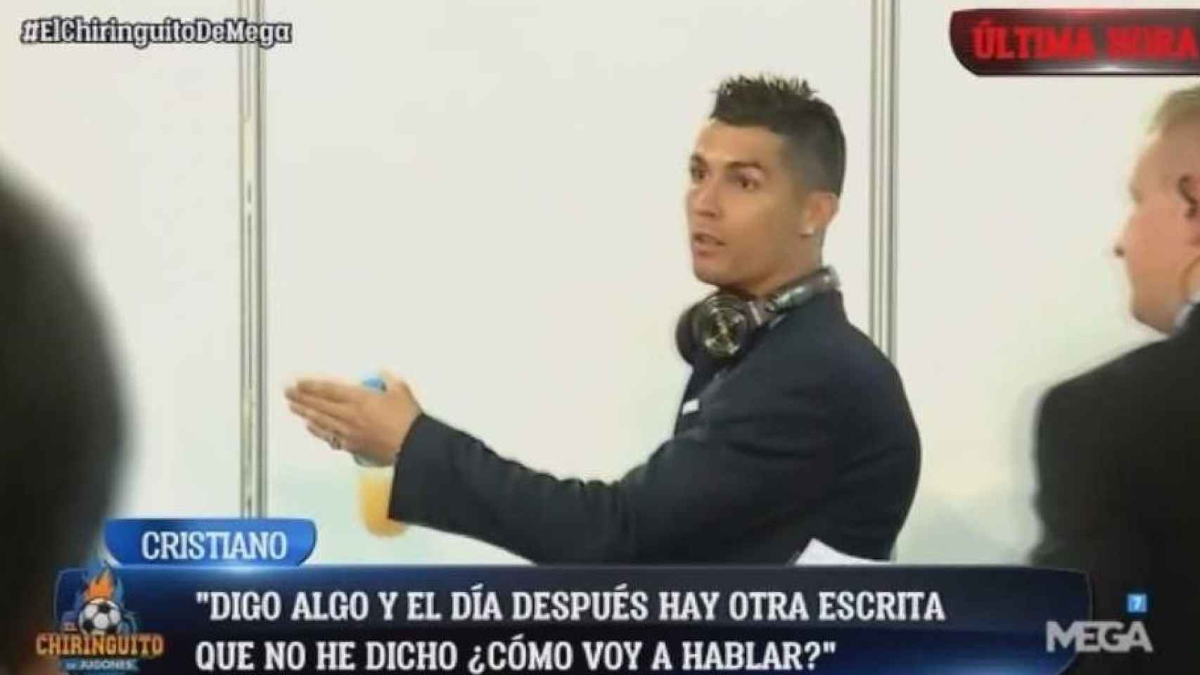 Cristiano Ronaldo responde a la prensa.