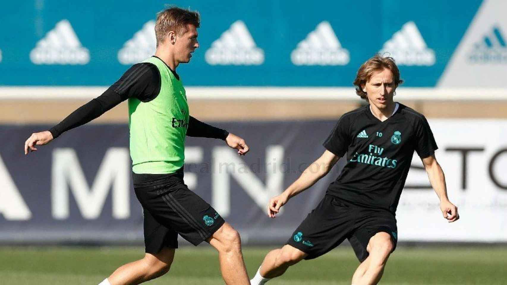 Kroos y Modric en el entrenamiento