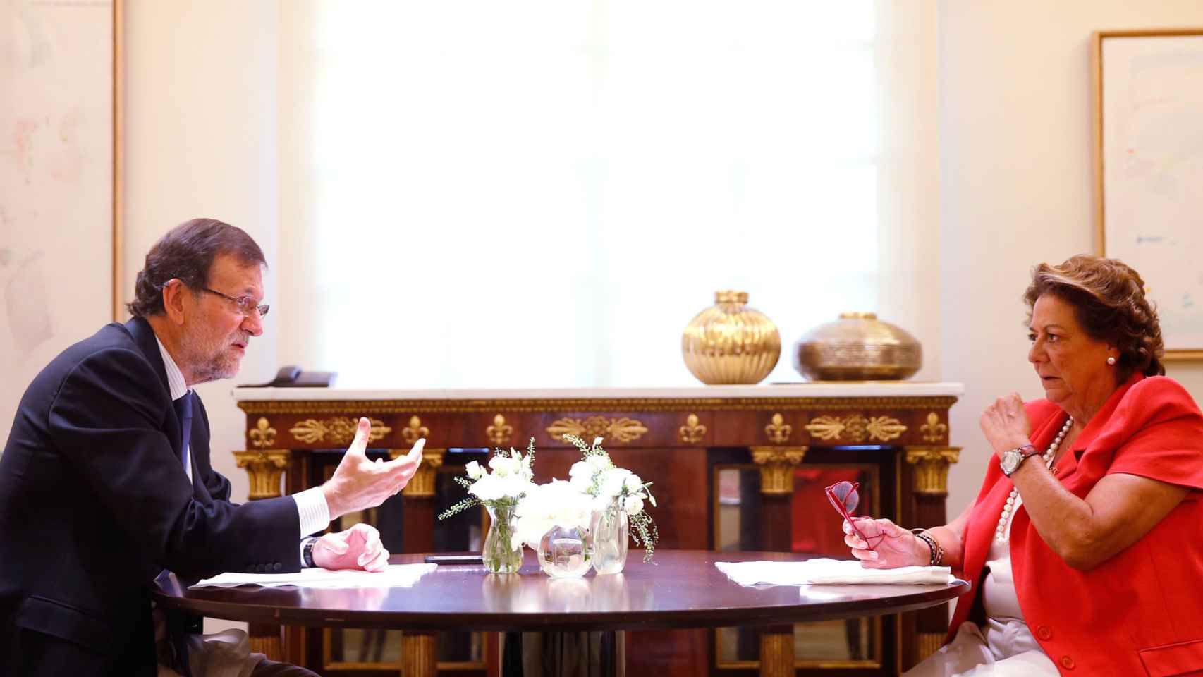 Mariano Rajoy junto con Rita Barberá cuando era alcaldesa en La Moncloa.