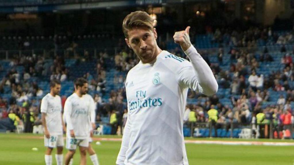 Sergio Ramos, en el calentamiento del Real Madrid - Eibar. Foto: Pedro Rodríguez / El Bernabéu