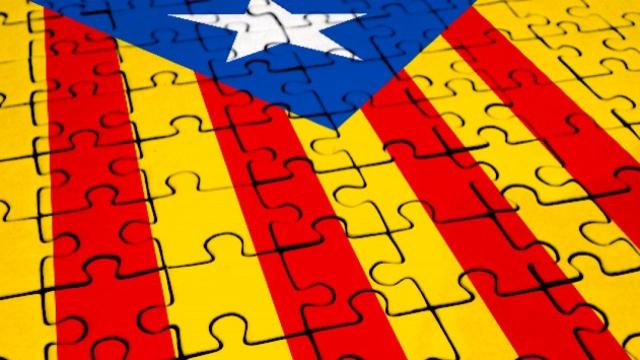 Puzzle de la bandera independentista.