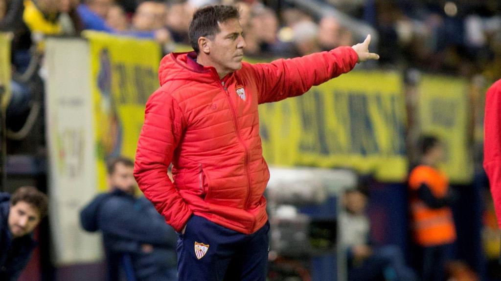 Eduardo Berizzo en la banda ante el Villarreal.