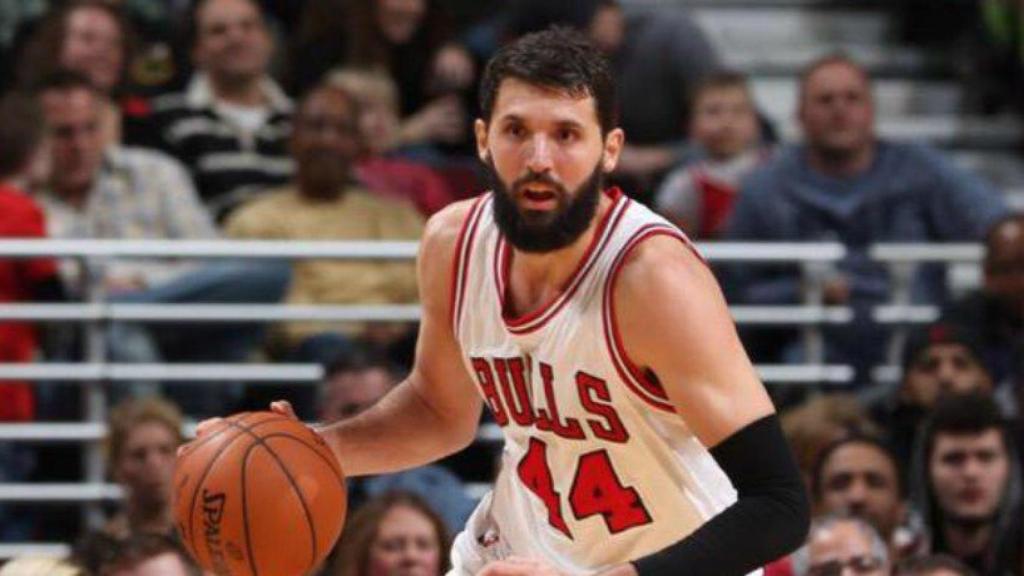 Mirotic con Chicago Bulls. Foto: Twitter (@threekola)