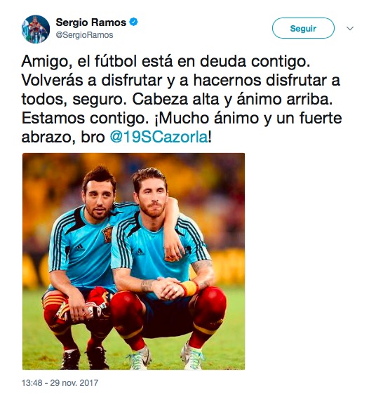 El bonito mensaje de ánimo de Sergio Ramos a Cazorla