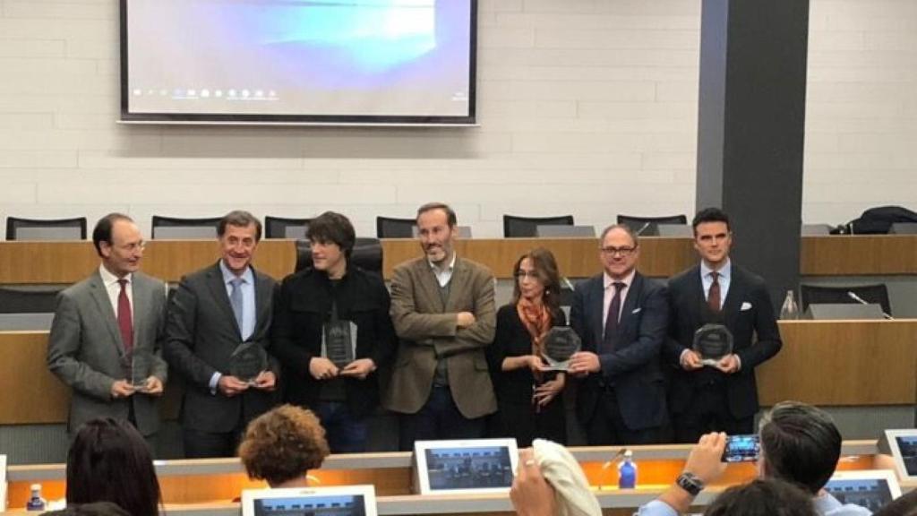 premio universidad isabel i burgos 1