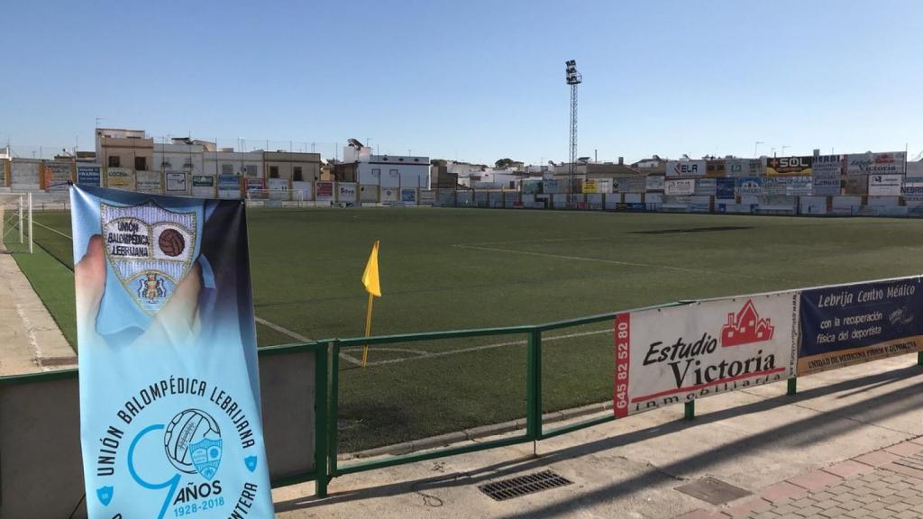 Imagen del estadio Municipal de Lebrija, lugar en el que ocurrieron los hechos.