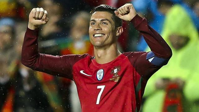 Cristiano Ronaldo celebra un gol con Portugal.