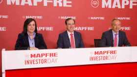 Antonio Huertas, presidente de Mapfre, junto a su equipo en el Investor Day de la caseguradora.