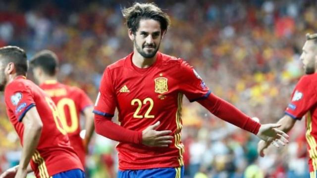 Isco, el mejor jugador frente a Italia. Foto: Twitter (@sefutbol).