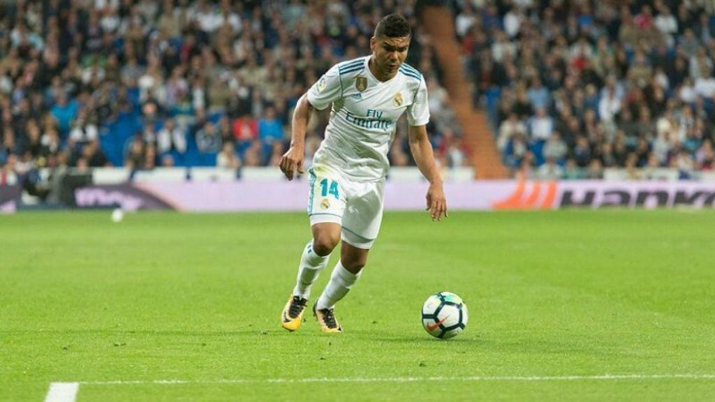 Casemiro, con el esférico. Fotógrafo: Pedro Rodríguez / El Bernabéu