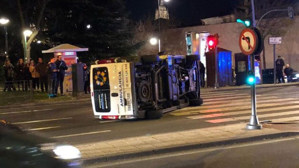 ambulancia pato rojo