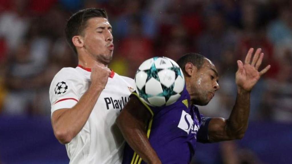 Imagen de un partido de Champions League entre el Sevilla y Maribor .