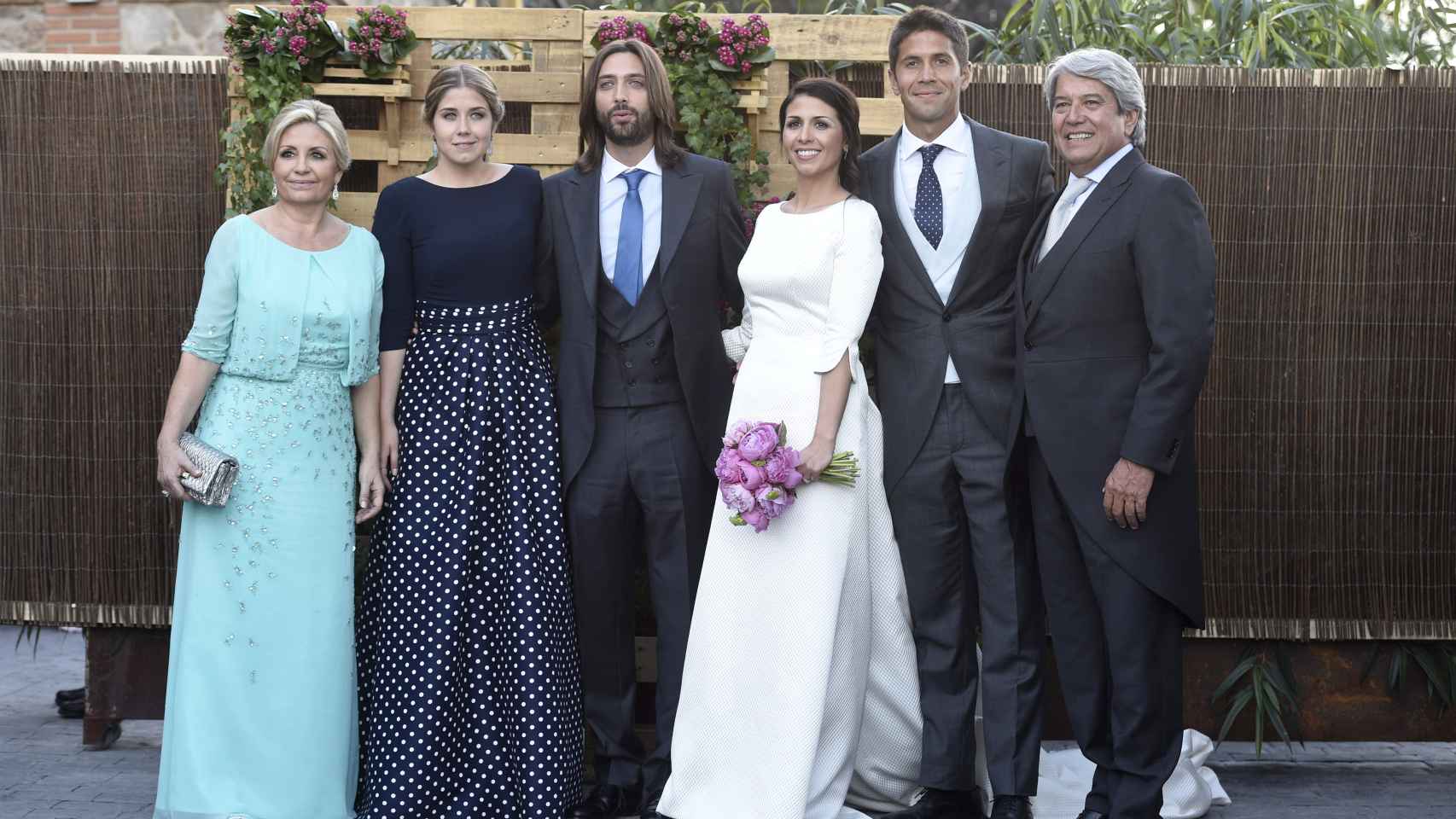 Olga Carmona en la boda de su hija Sara Verdasco y Juan Carmona.