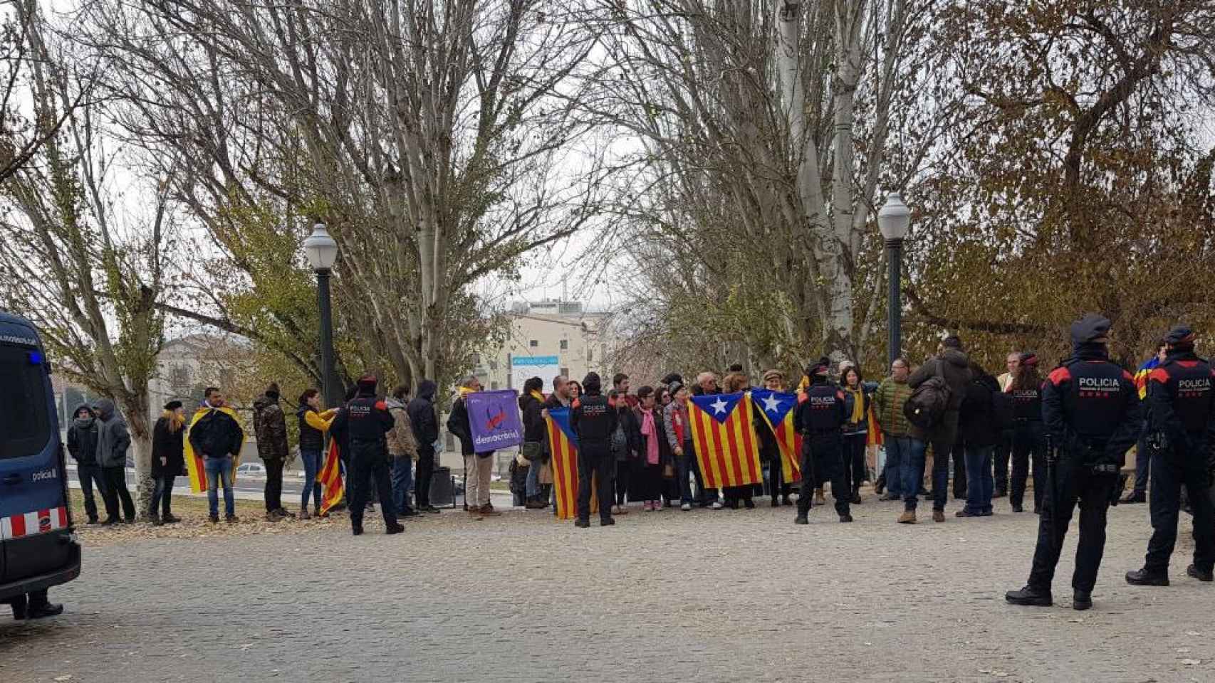 Intentan reventar un acto de Arrimadas en Lleida al grito de facha