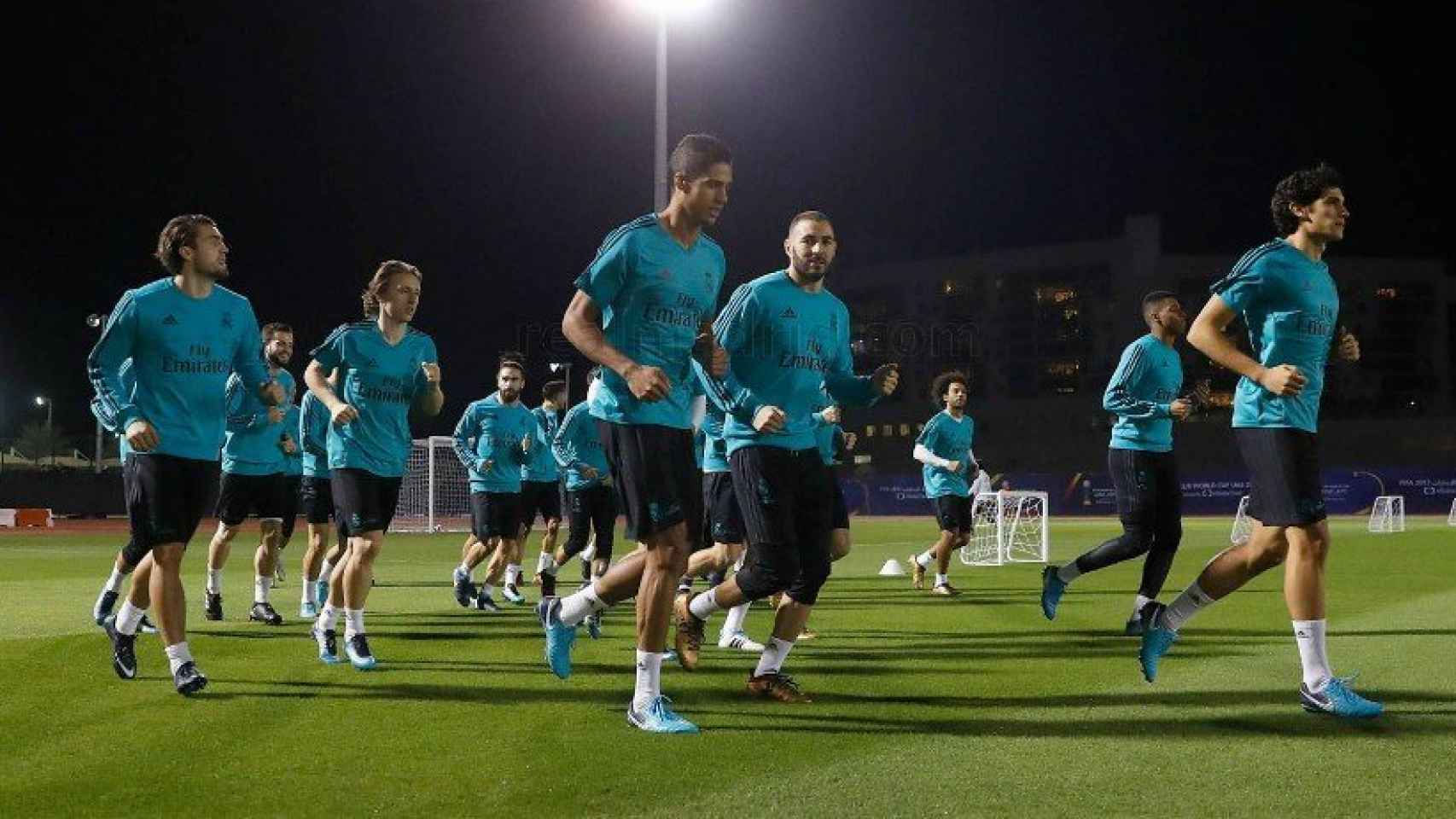 El Real Madrid entrena en Abu Dhabi
