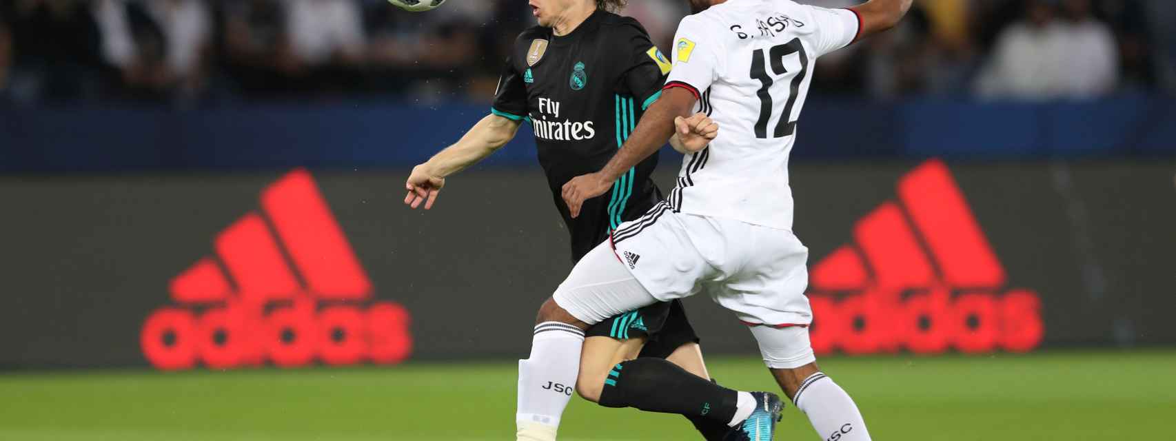 Modric durante el Al-Jazira - Real Madrid del Mundial de Clubes.