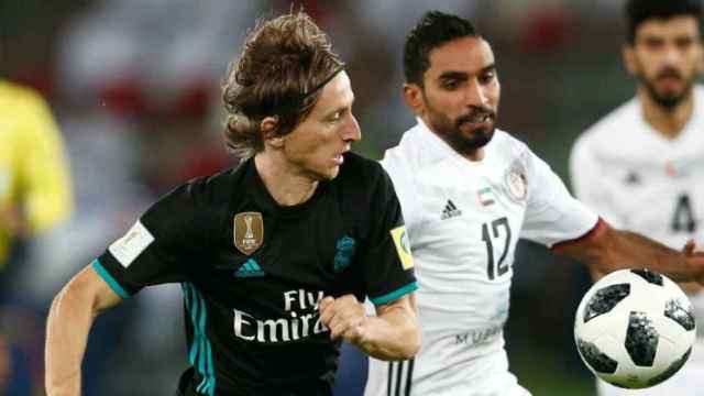 Luka Modric conduce el esférico
