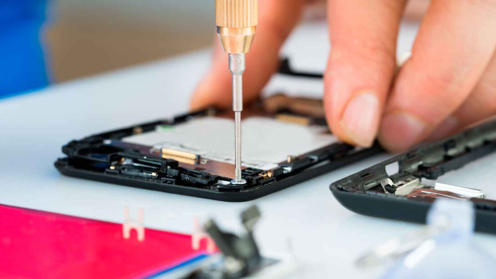 Important Considerations Before Getting Your Mobile Phone Repaired