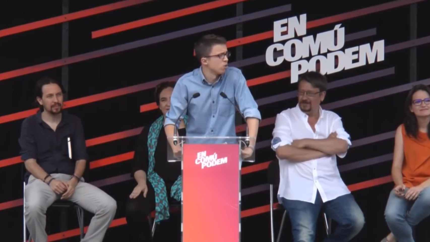 Errejón mitineando en la campaña del 26-J junto a Iglesias, Colau, Domènech y Oltra.