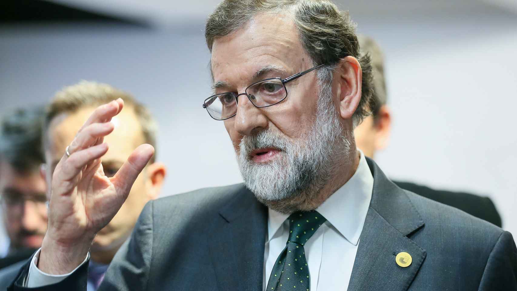 Rajoy conversa con los periodistas tras el Consejo Europeo