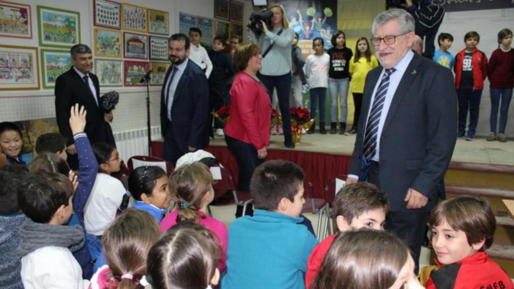 Felpeto también ha visitado el CEIP Ferroviario