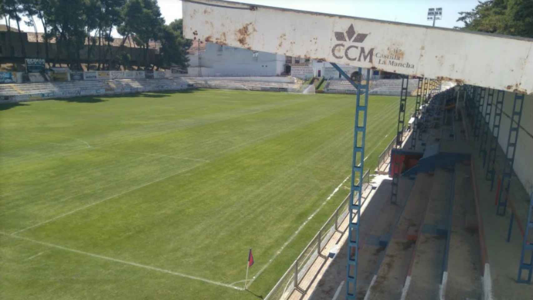Un campo de fútbol en Villarrobledo.