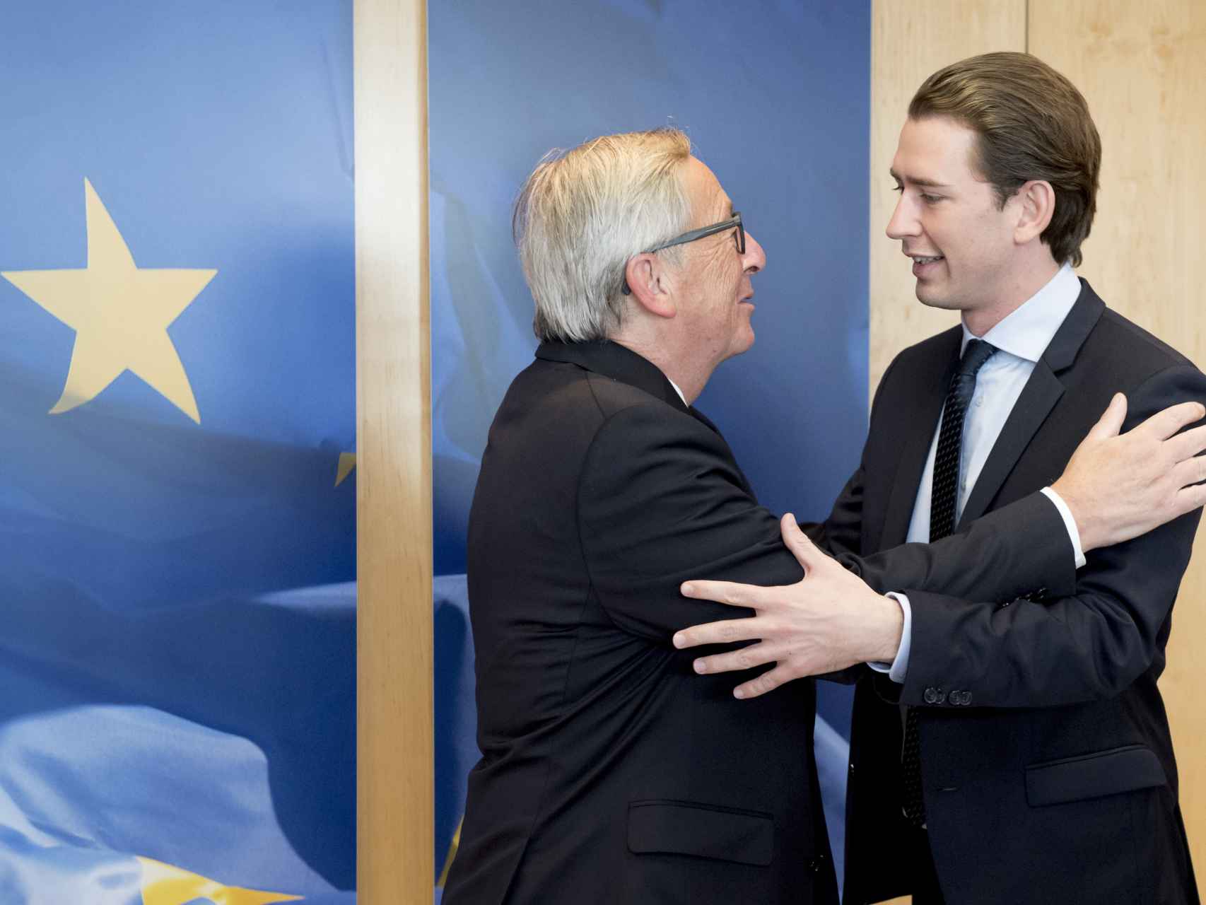 Juncker, durante una comparecencia con el nuevo primer ministro Sebastian Kurz