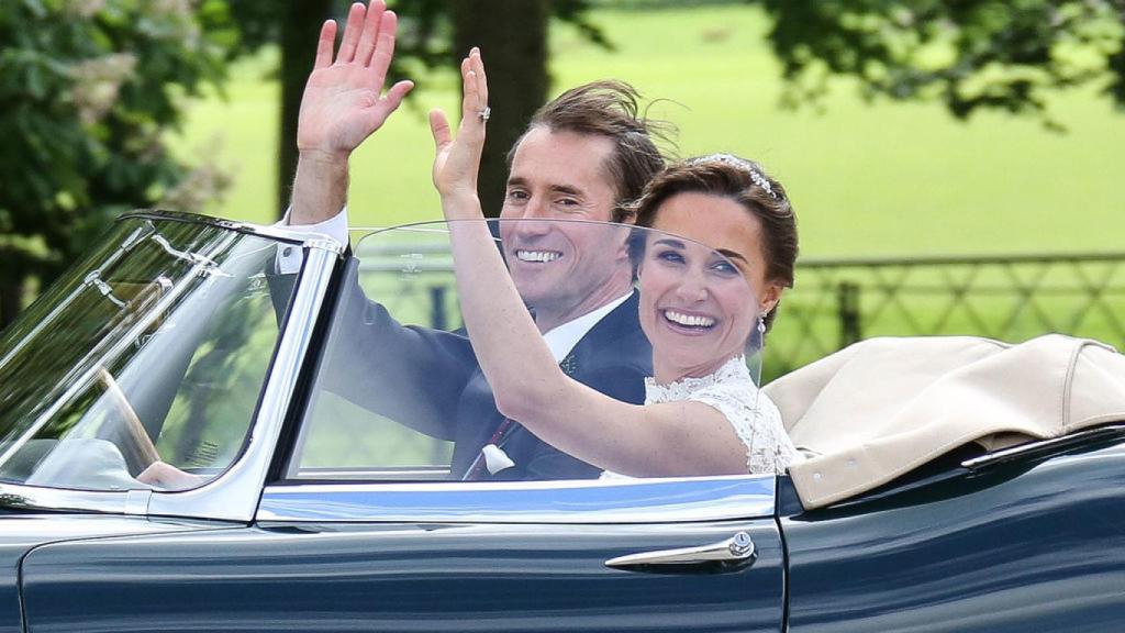 Pippa Middleton y James Matthews tras su enlace.