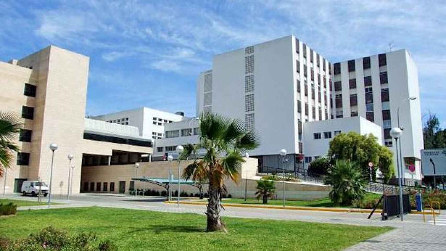 Vista exterior del Hospital Reina Sofía de Córdoba.