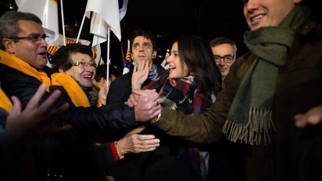 Arrimadas y Rivera, en el cierre de campaña del 21-D en Barcelona.