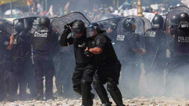 Protestas durante la huelga general en Buenos Aires