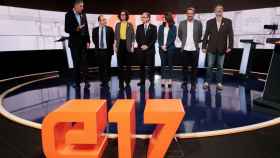 De izda. a dcha.: Albiol (PP); Iceta (PSC); Rovira (ERC); Turull (JxCat); Arrimadas (Cs); Domènech (ECPodem); y Riera (CUP), antes del debate en TV3.
