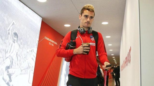 Griezmann llega al Wanda. Foto Twitter (@Atleti)