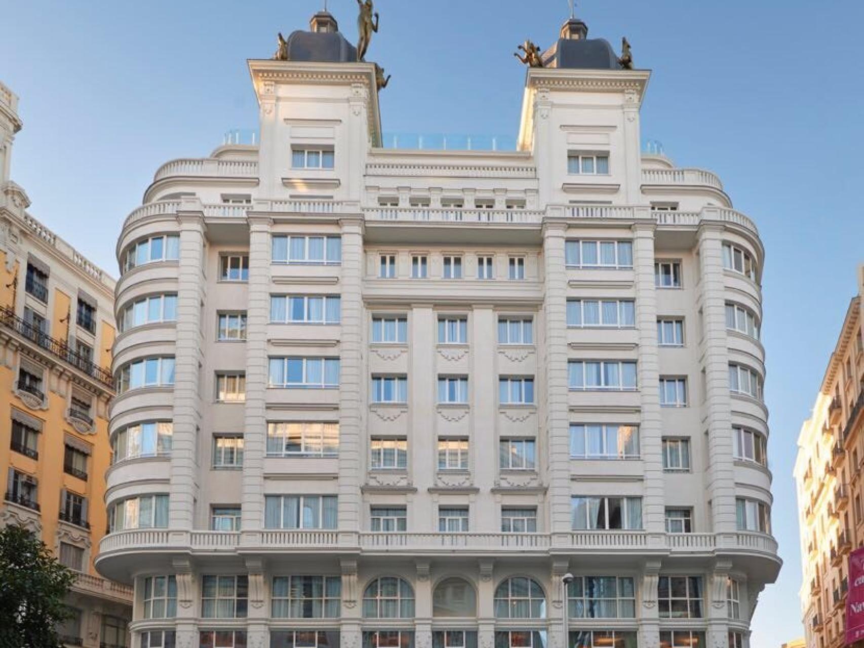 Vista de la fachada del edificio donde se sitúa el nuevo Hyatt Centric.